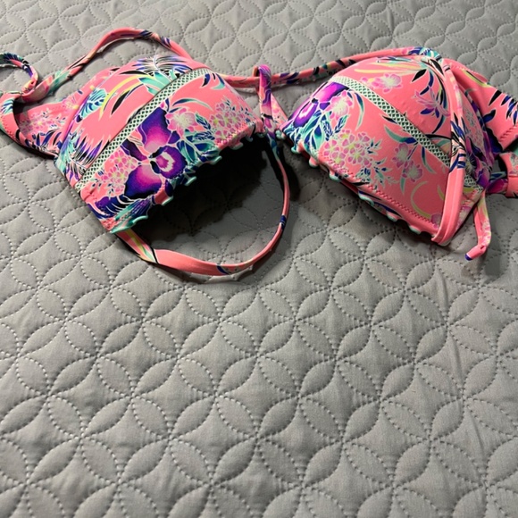 Shade & Shore 36 D Swimsuit Top - Picture 5 of 5